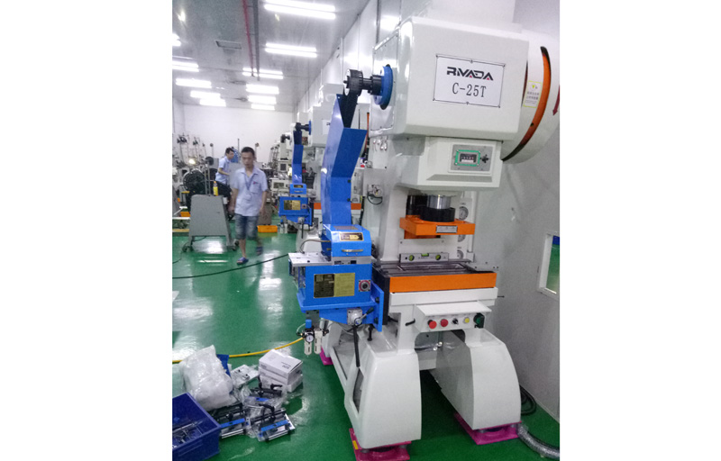 虹瑞衝床配91香蕉国产线观看免费夾式香蕉污视频下载批量出機